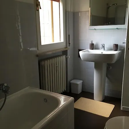 Casa Ugo مانتوفا